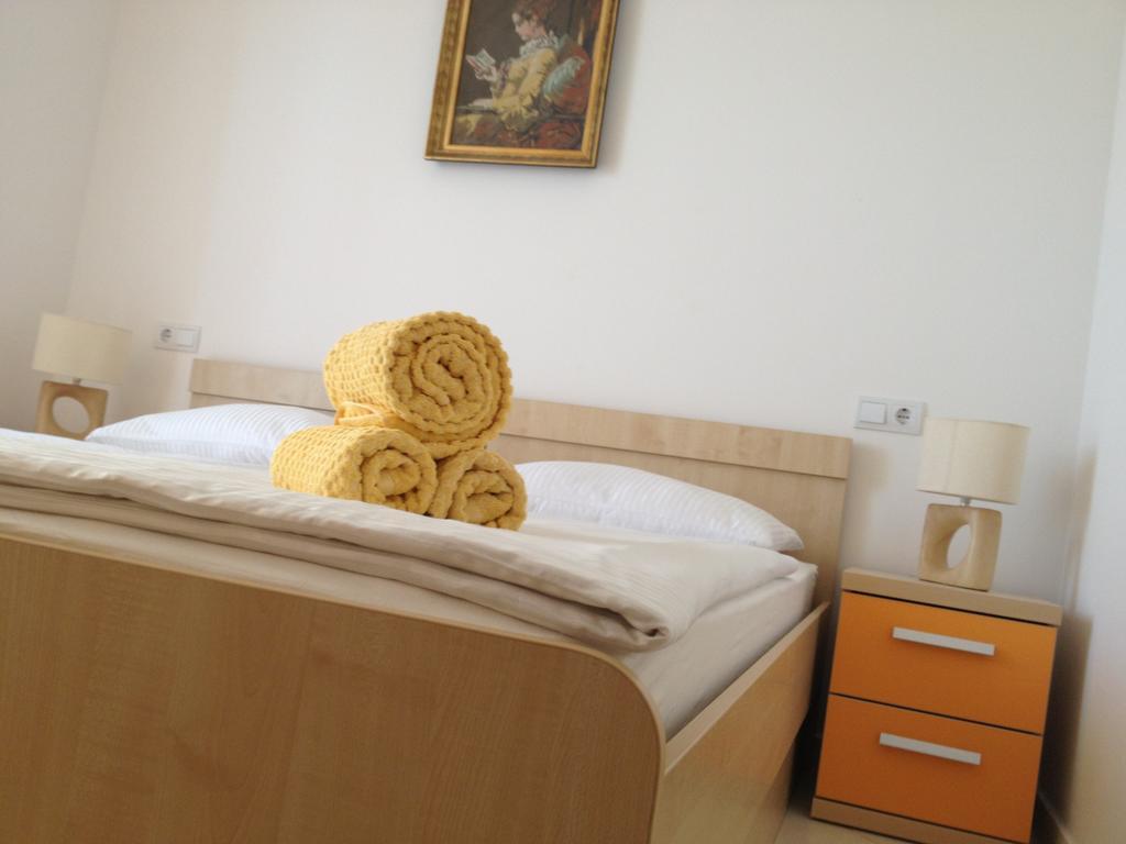 Apartments Villa Amalia Omiš Dış mekan fotoğraf