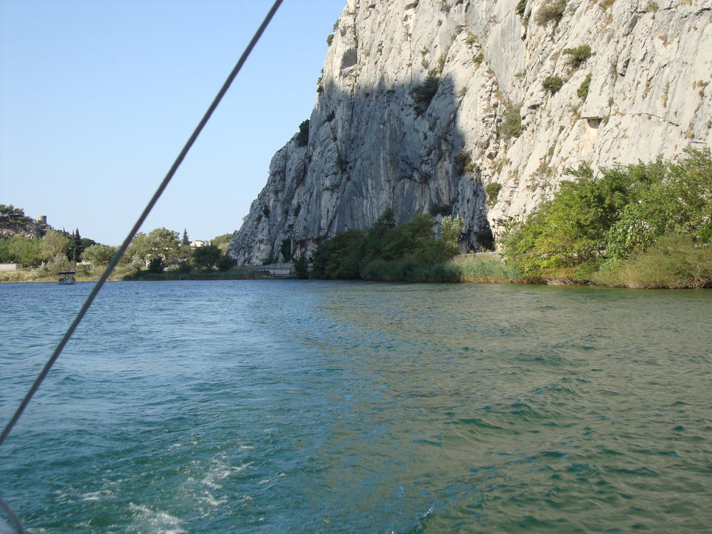 Apartments Villa Amalia Omiš Dış mekan fotoğraf