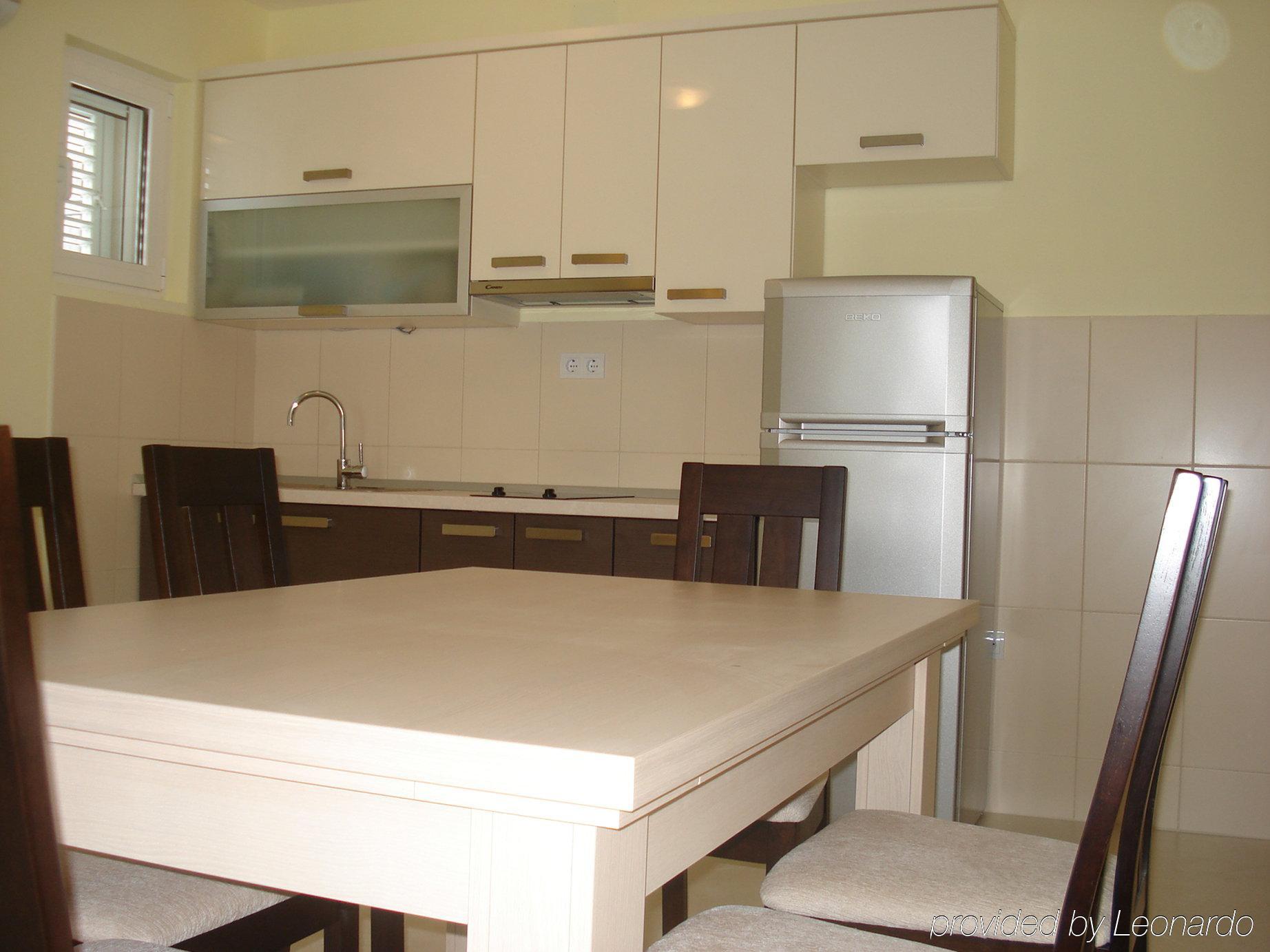 Apartments Villa Amalia Omiš Dış mekan fotoğraf