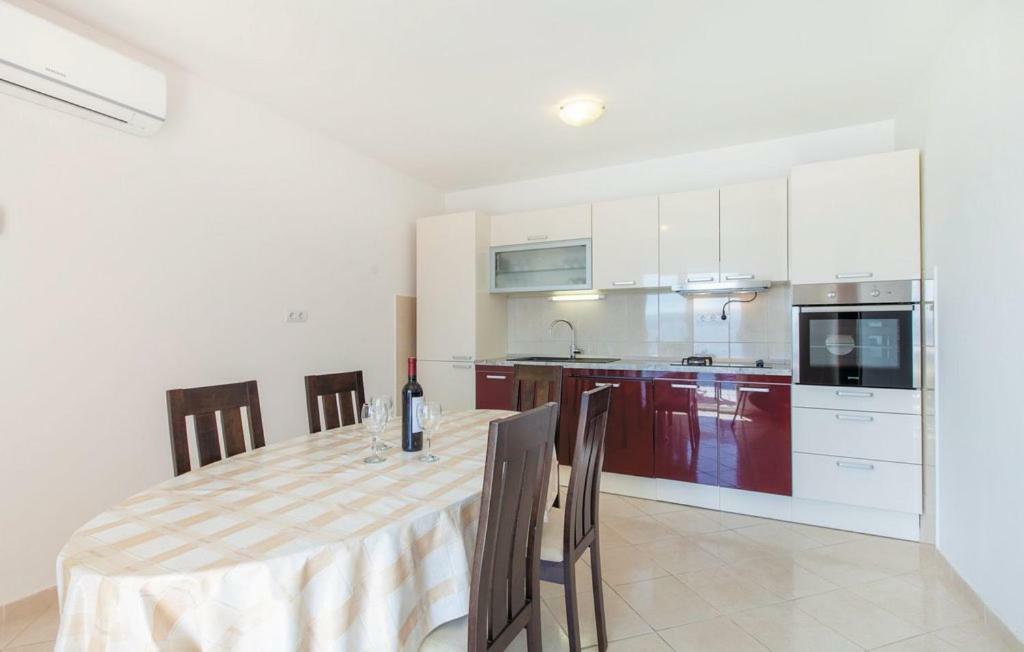 Apartments Villa Amalia Omiš Dış mekan fotoğraf